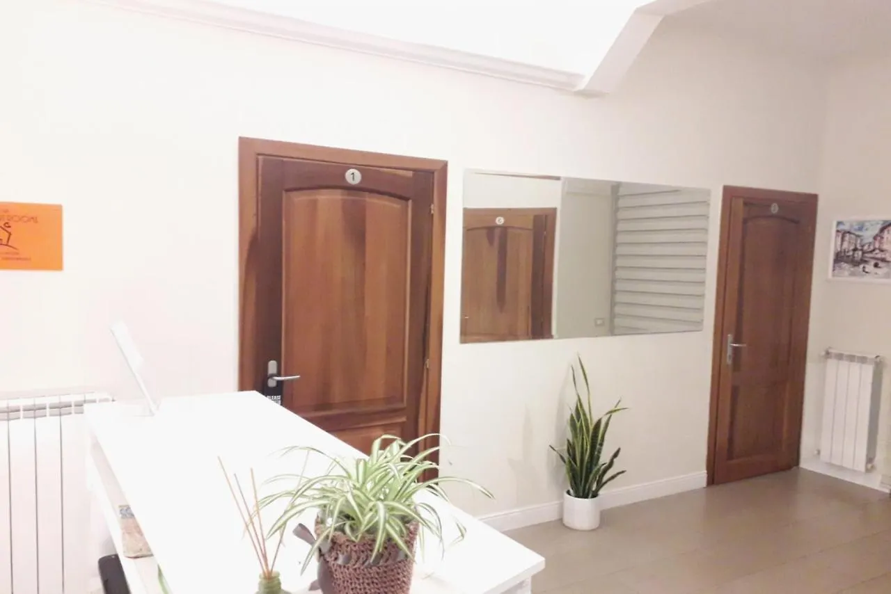 Hotel Clavdia Flat Rzym Pensjonat