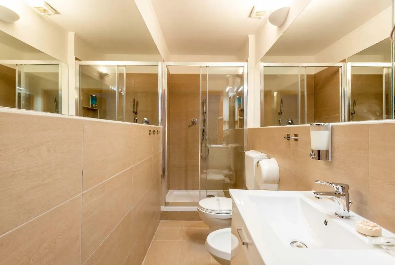 Clavdia Flat Hotel Rome Italy